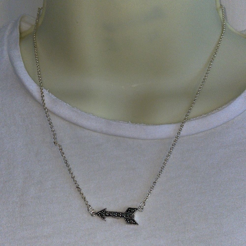 Two sided rhinestone arrow silver chain necklace